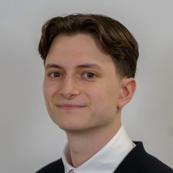 Nolann Lagoutte, prof de maths MathSquads, emlyon business school